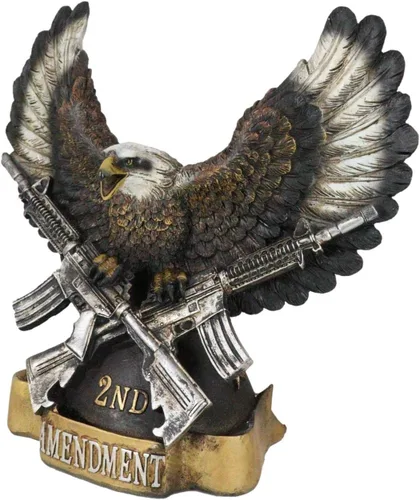Vista 7 de Ebros Gift Alas patrióticas de gloria de 9 pulgadas de alto con águila calva agarrando rifles cruzados con la segunda enmienda derecho a portar
