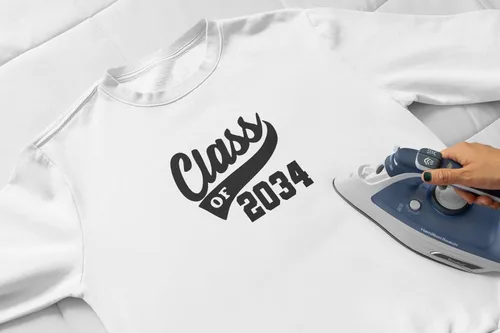 Vista 2 de Adhesivo de graduación para planchar en la clase de 2034, calcomanía para camiseta de secundaria, parche de graduación HTV para graduados