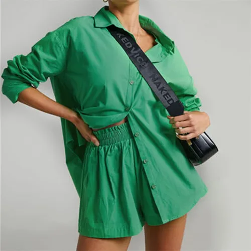 Vista 5 de Conjunto casual de 2 piezas para mujer blusa con botones y pantalones cortos de cintura alta conjunto de overoles