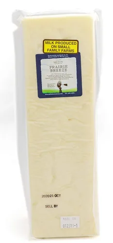 Vista 2 de Queso Cheddar - Prairie Breeze White Cheddar Cheese 8 oz.