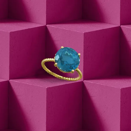 Vista 4 de Ross-Simons Anillo de topacio azul Londres de 8 quilates en oro amarillo de 14 quilates Piedra preciosa topacio