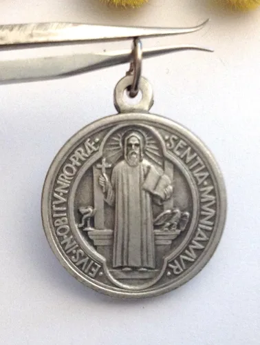 Vista 2 de MEDALLA DE SAN BENEDICTO DE NORCIA - MEDALAS DEL PATRON SAINTS - 100 HECHO EN ITALIA
