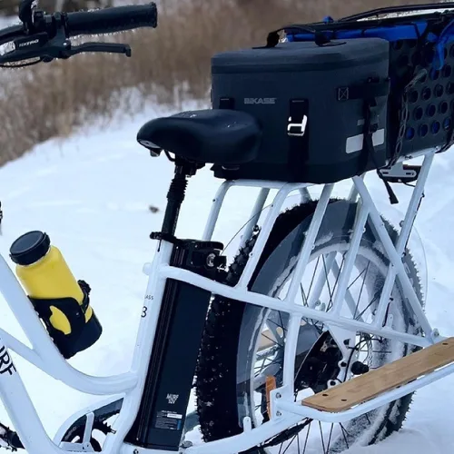 Vista 4 de CoolKASE by BiKase - Enfriador montable para tu bicicleta trasera, motocicleta, ATV o kayak, bolsa de viaje impermeable para hombres y mujeres