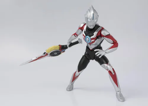 Vista 4 de TAMASHII NATIONS Bandai S.H.Figuarts Origin Ultraman Orbe Figura de acción