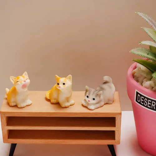 Vista 7 de Exasinine 18 figuras de gato en miniatura, modelo de animales de mini gatitos para jardín de hadas, paisaje de musgo, manualidades de terrario