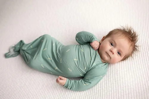 Vista 63 de Three Little Tots Vestido de corbata anudada para bebé recién nacido - Bebé