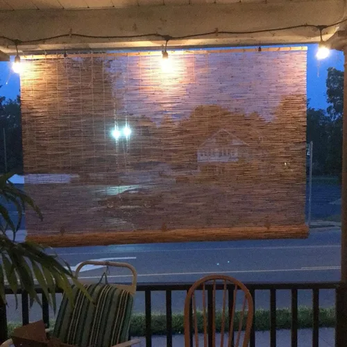 Vista 3 de Persianas enrollables para exteriores, 64 pulgadas, 72 x 85 pulgadas, persianas enrollables para filtrar la luz, persianas de bambú para terraza
