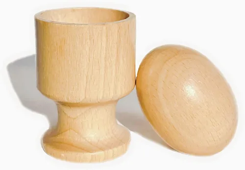 Vista 5 de JE JOUE Montessori Materials Huevo de madera con taza para juguete infantil