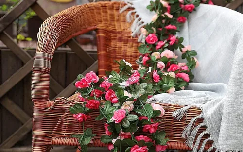 Vista 5 de Flores de rosas falsas, paquete de 2 flores artificiales de 8.2 pies, guirnalda de flores colgantes para habitación, hogar, hotel, oficina, boda