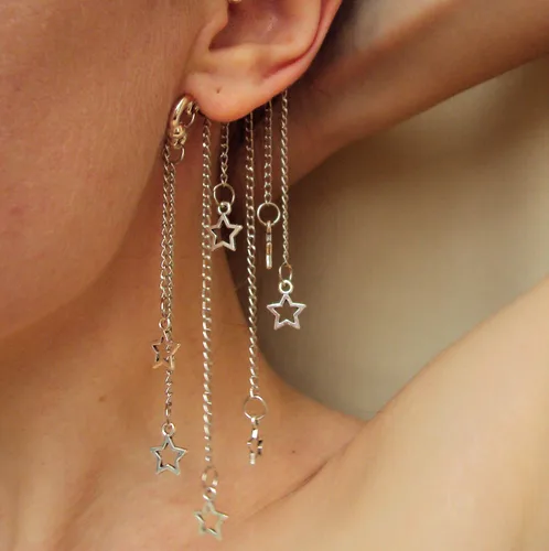 Vista 5 de Orejera de estrella, aretes de plata, sin perforaciones, piercing falso, brazalete de cadena larga, aretes de imitación de piercing llamativo