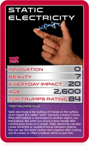 Vista 3 de Top Trumps Juego de cartas Electricidad y magnetismo - Juegos familiares para niños y adultos - Juegos de aprendizaje - Juegos de cartas para niños