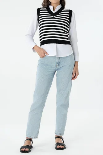 Vista 4 de Chaleco de suéter para mujer, a rayas, con cuello en V, sin mangas, recortado, estilo preppy, chaleco de punto