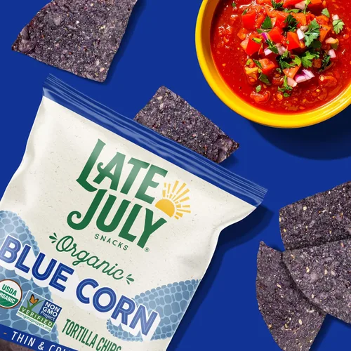 Vista 3 de Late July - Chips de tortilla de maíz azul orgánico, bolsa de 10.1 Oz