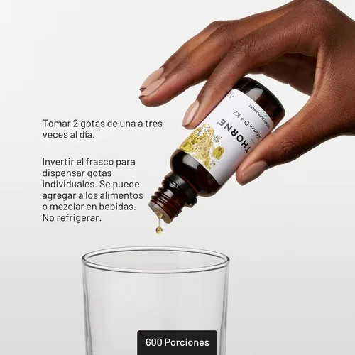 Vista 4 de THORNE - Vitamina D + K2 Líquida con un Dosificador Medido - Vitaminas D3 & K2 para Apoyar Huesos y Músculos Saludables* - 1 Fl Oz (30 ml) - 600