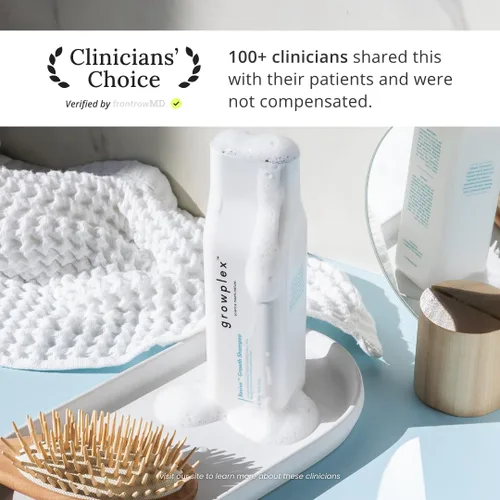 Vista 2 de Growplex Revive Champú fortalecedor para cabello – Con Biotina, Cafeína, Romero y Niacinamida – Apoya un cabello más grueso y con más cuerpo – Sin