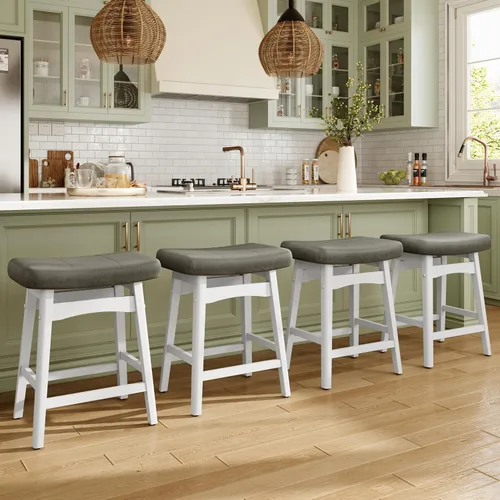 Vista 17 de MAISON ARTS Juego de 4 taburetes de bar grises para encimera de cocina, patas de madera maciza con asiento de silla de montar de piel sintética
