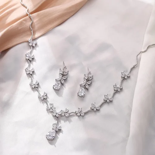 Vista 3 de Crysdue Juego de joyas de boda para mujer, para novias, damas de honor, circonita cúbica, flores, hojas, vid, collar y aretes colgantes para fiesta
