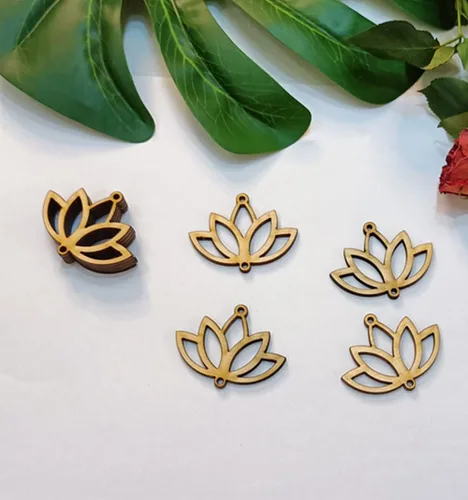 Vista 3 de 30 aretes de madera recortados en forma de loto, manualidades de corte láser sin terminar, accesorios de joyería de madera (2 pulgadas)