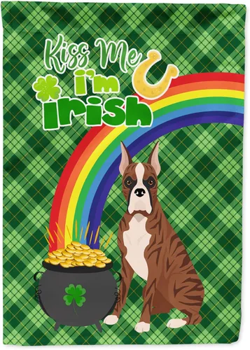 Vista 144 de Caroline's Treasures WDK4731GF - Bandera decorativa para jardín del día de San Patricio, color negro y tostado, Airedale Terrier, para jardín