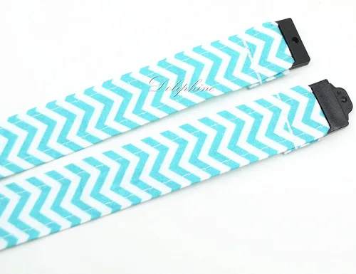 Vista 3 de Breakaway Wave - Cordón de tela para cuello Chevron con hebilla desmontable (aguamarina)