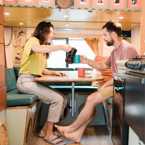 Vista 9 de MiiR Nueva olla Moka estándar, 10 onzas, cafetera duradera para preparar café expreso rico