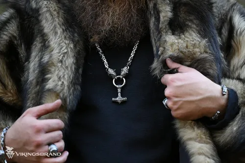 Vista 3 de VikingsBrand Handmade Stainless Steel Thors Hammer Necklace with Wolf Heads Mjolnir Pendant Viking Gifts for Men Norse Jewelry for Men Authentic