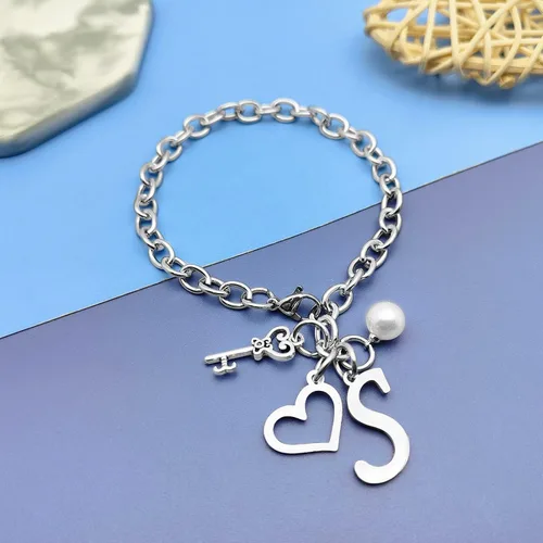 Vista 4 de Pulseras con inicial de la A a la Z, regalo para mujeres y niñas, pulsera de cadena de acero inoxidable con 26 letras del alfabeto, regalos