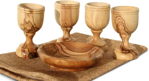 Vista 8 de 10 tazas mini para comunión en un paquete de regalo (aprox. 3.8 cm). Taza Kiddush tallada a mano de madera de olivo - para eventos de la iglesia