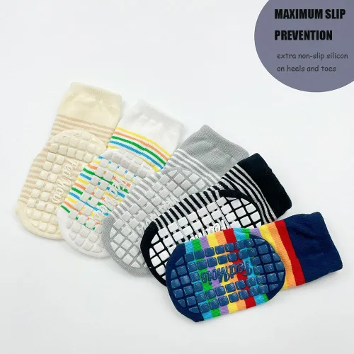 Vista 5 de 5 pares de calcetines antideslizantes de algodón para bebés y niños pequeños con diseño de animales