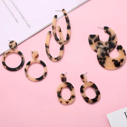 Vista 5 de LANTAI 16 Pairs Trendy Acrylic Earrings Rattan Earrings for Women Girls-Summer Beach Straw Earrings Resin Dangle Drop Fashion Earrings Geometric