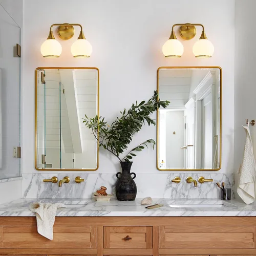Vista 3 de Accesorios de iluminación de baño en oro cepillado, luces de tocador de 2 luces con pantalla de vidrio esmerilado blanco lechoso, lámpara de tocador