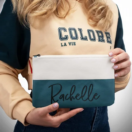 Vista 4 de Bolsa de maquillaje personalizada con nombre - Cuero vegano y lona, Borgoña