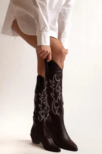 Vista 3 de MeiLuSi Botas vaqueras para mujer, hasta la rodilla, botas vaqueras con punta puntiaguda, tacón grueso, zapatos de gamuza con bordado