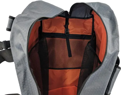 Vista 5 de amaro Warzone - Bolsa de lona convertible resistente con correas de mochila, perfecta para atletas multideporte, soportes de doble palo