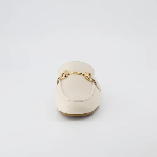 Vista 3 de CUSHIONAIRE Women's Yates Buckle Slip On Mule +Memory Foam, Wide Widths Available