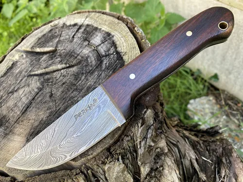 Vista 6 de Venta - Cuchillo de caza de Damasco hecho a mano personalizado Hermoso cuchillo de Bushcraft con funda y sacapuntas de cuchillo