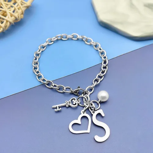Vista 3 de Pulseras con inicial de la A a la Z, regalo para mujeres y niñas, pulsera de cadena de acero inoxidable con 26 letras del alfabeto, regalos