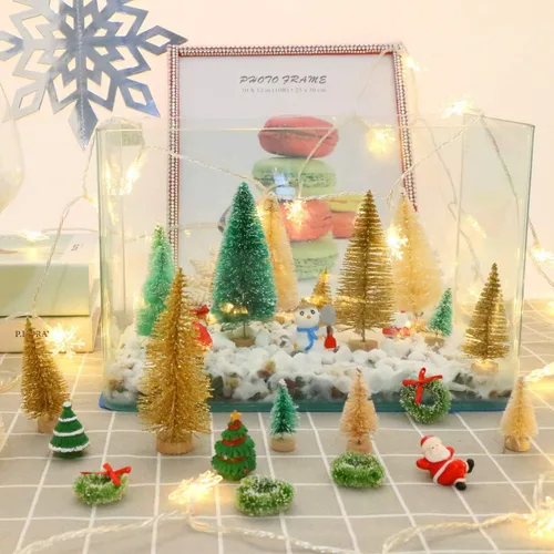 Vista 5 de 24 piezas de mini árboles artificiales de sisal de nieve con base de madera, cepillo para botella, árboles de plástico para invierno, adornos
