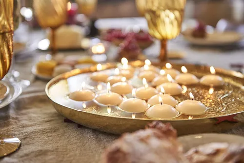 Vista 5 de BOLSIUS Velas flotantes sin perfume, marfil cremoso puro, juego de 20 unidades, sin humo, calidad europea, imbuye un ambiente impresionante