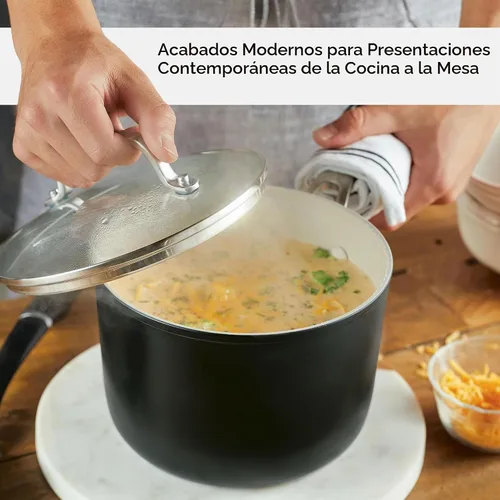 Vista 4 de KitchenAid Sartén antiadherente de cerámica anodizada dura con tapa, 3 cuartos de galón, color negro mate