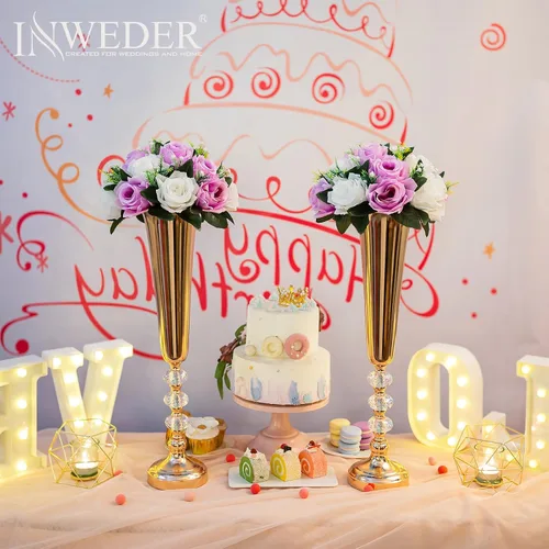 Vista 4 de Jarrón de trompeta de metal dorado, 2 jarrones altos de mesa para centros de mesa, 20.8 pulgadas, soporte de flores para bodas, cumpleaños