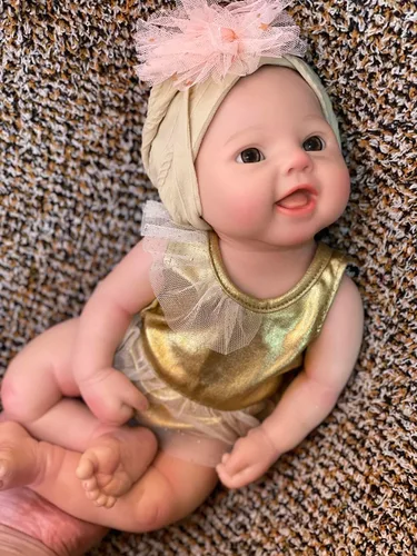 Vista 5 de Abenduot Muñeca de bebé de silicona suave de 15 pulgadas, muñecas de bebé de silicona de cuerpo completo anatómicamente correctas, muñeca de bebé