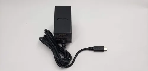 Vista 2 de Adaptador de CA Nintendo para Nintendo Switch de 120 voltios, negro (embalaje a granel)