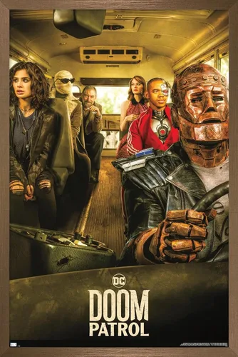 Vista 15 de Trends International DC Comics TV Doom Patrol - Póster de pared de una hoja de autobús, 22.4 pulgadas de largo x 14.7 pulgadas, versión enmarcada