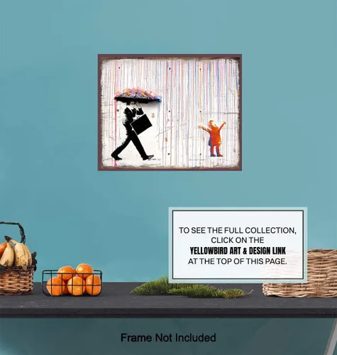 Vista 6 de Banksy - Póster de graffiti cantando bajo la lluvia, arte callejero de 8 x 10, decoración de habitación, decoración de pared, regalo inspirador