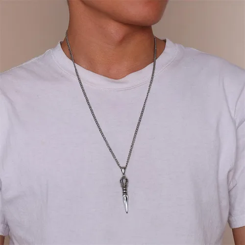 Vista 3 de CIOKOL Regalos para adolescentes y novios, cadena negra de bandera estadounidense para hombre, collar con colgante de cruz para hombre, regalos
