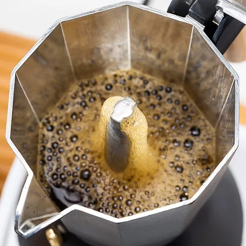 Vista 9 de Moka Pot - Cafetera para estufa, estilo italiano, cafetera clásica con mango de madera natural (3 tazas)