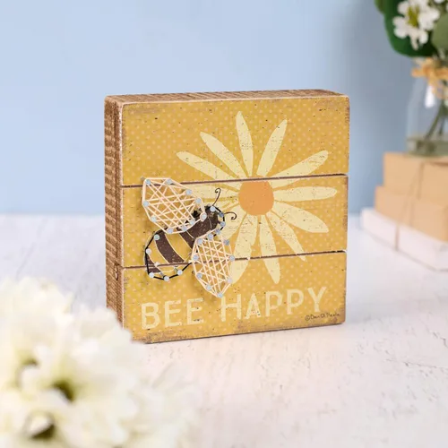 Vista 4 de Cartel de caja de arte con texto en inglés "Primitives by Kathy Slat String Art Box Sign, 6" x 6" (Bee Happy) (35313)