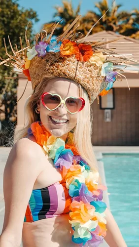 Vista 5 de FEISEDY Gafas de sol con forma de corazón de amor para mujer, gafas retro de estilo lindo B2341