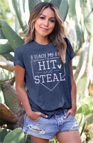 Vista 5 de VILOVE Camiseta de béisbol con texto en inglés "I Teach My Kids to Hit and Steal", camiseta de béisbol para mamá, camiseta de béisbol con corazón